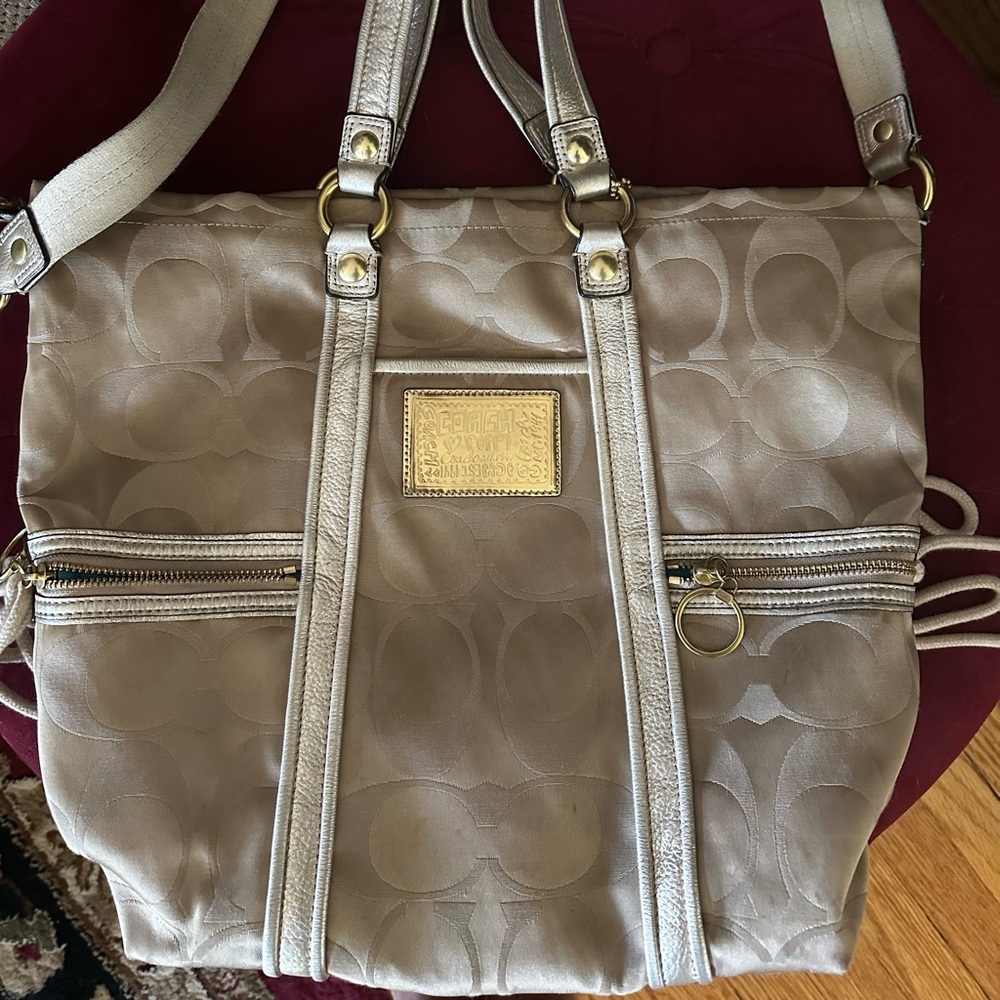 Coach Poppy Purse Gold
